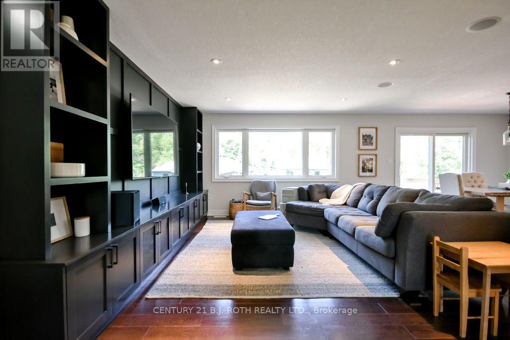 36 MERRINGTON AVENUE - Image 13