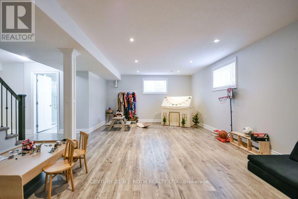 36 MERRINGTON AVENUE - Image 41