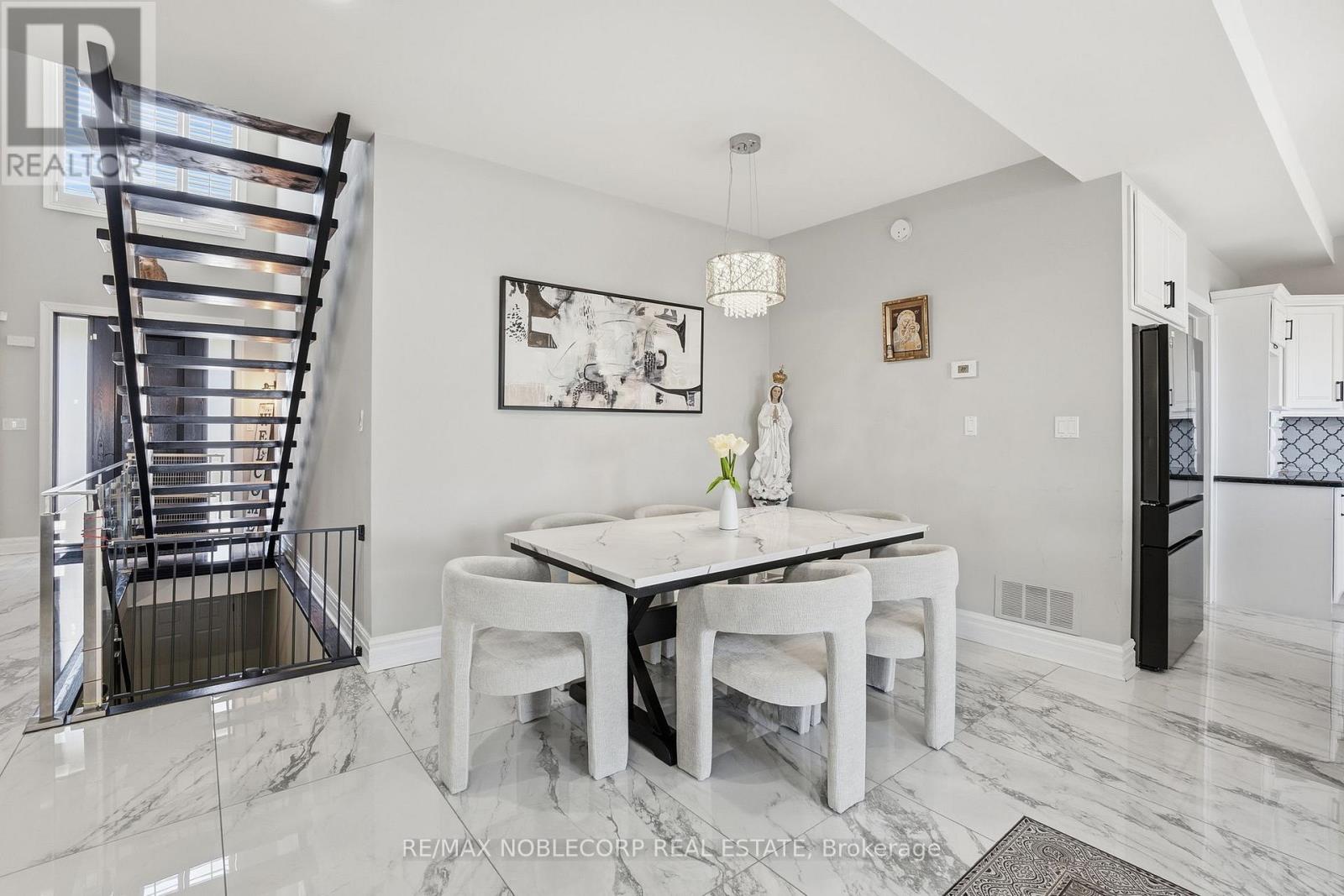 15 PALM BEACH ROAD - 22