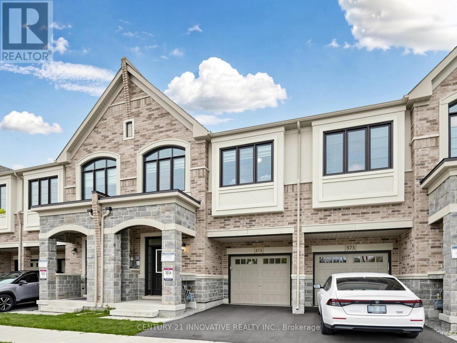 575 BOYD LANE - 2