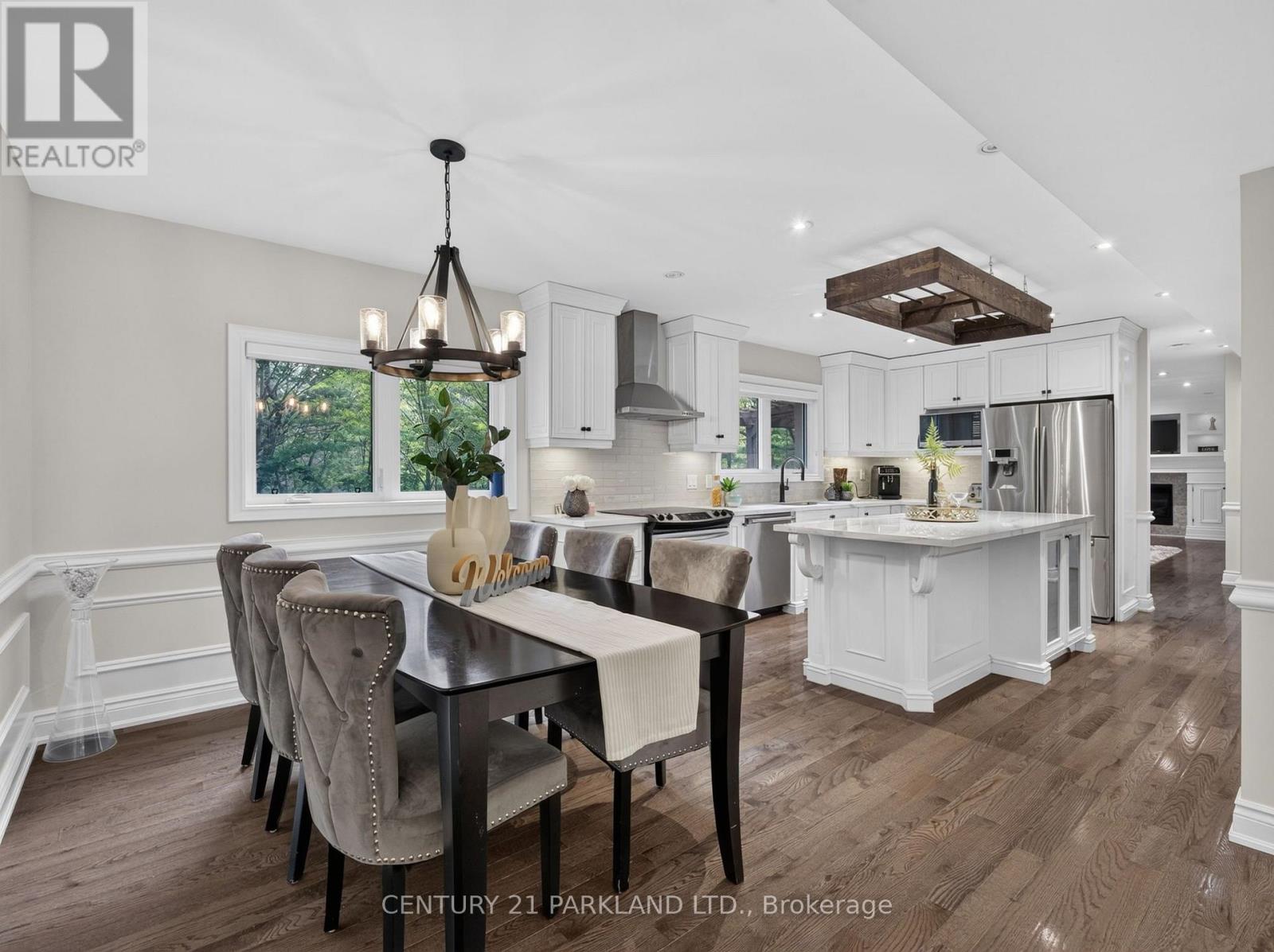1302 HILLVIEW CRESCENT - 9