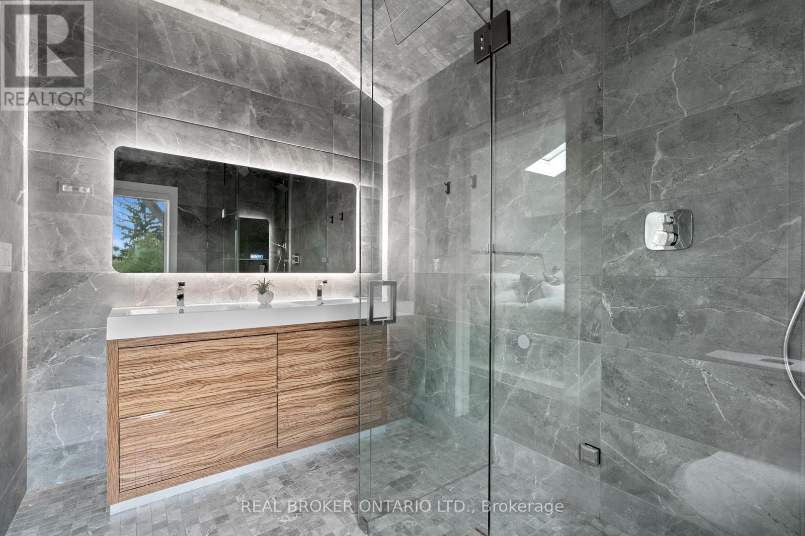 17 OLD OAK ROAD - 25