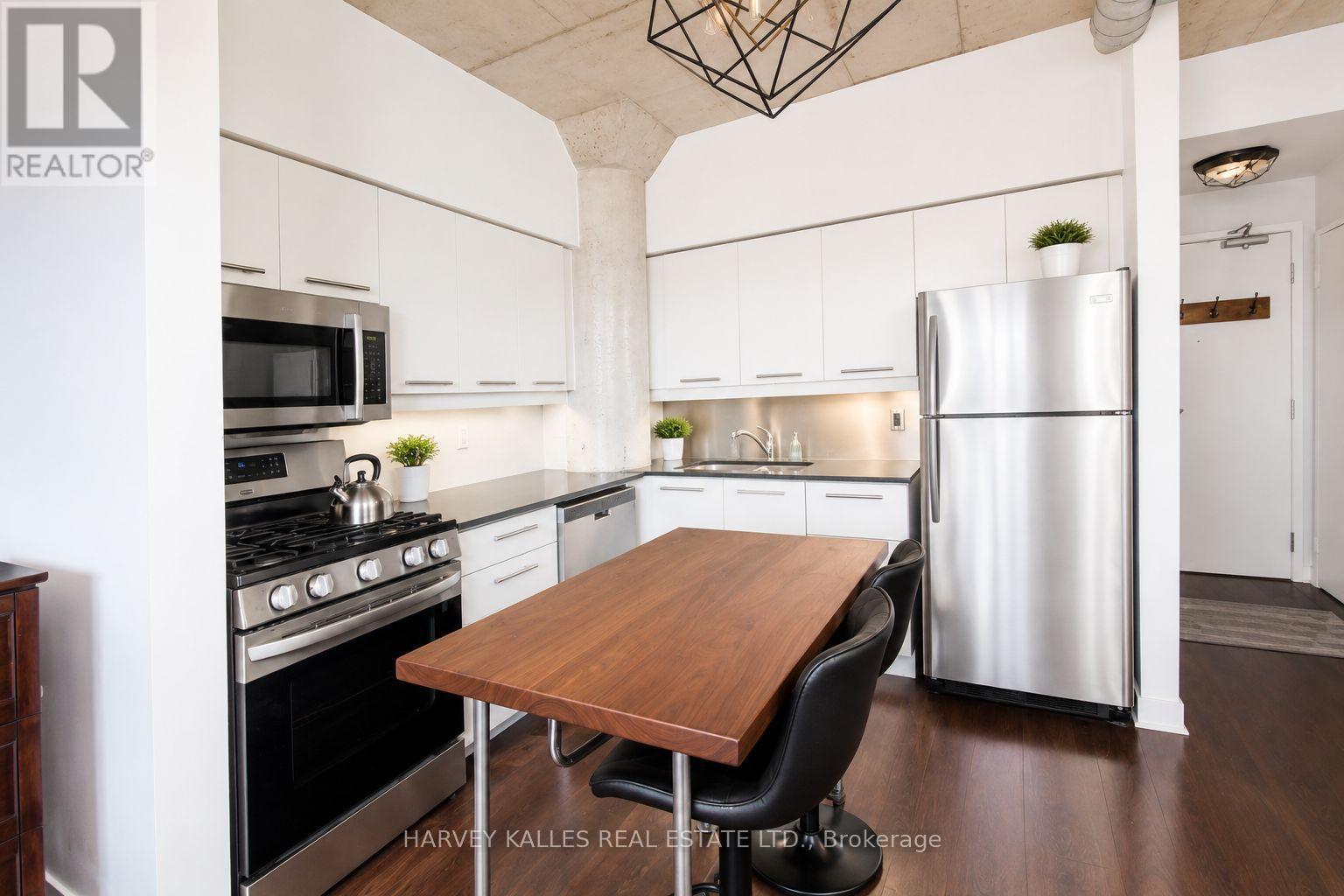 #403 1375 DUPONT STREET - 4