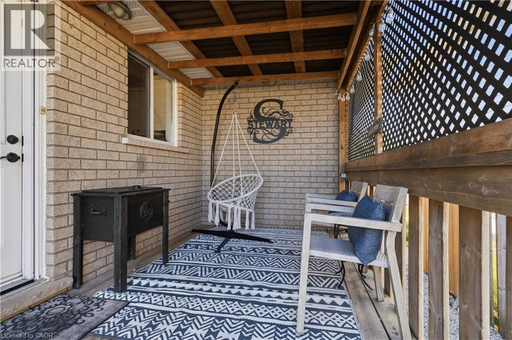 36 GARNER'S Lane - Image 31