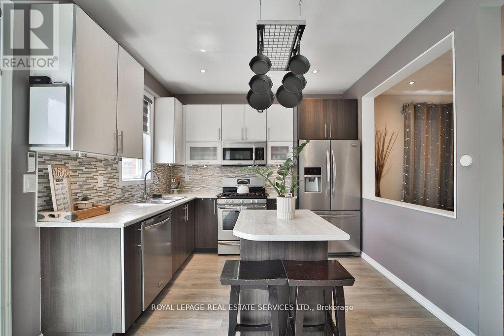 15 MCALLISTAR DRIVE - 11