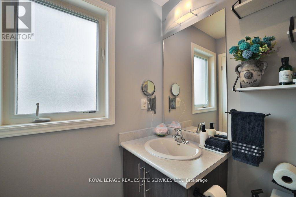 15 MCALLISTAR DRIVE - 24