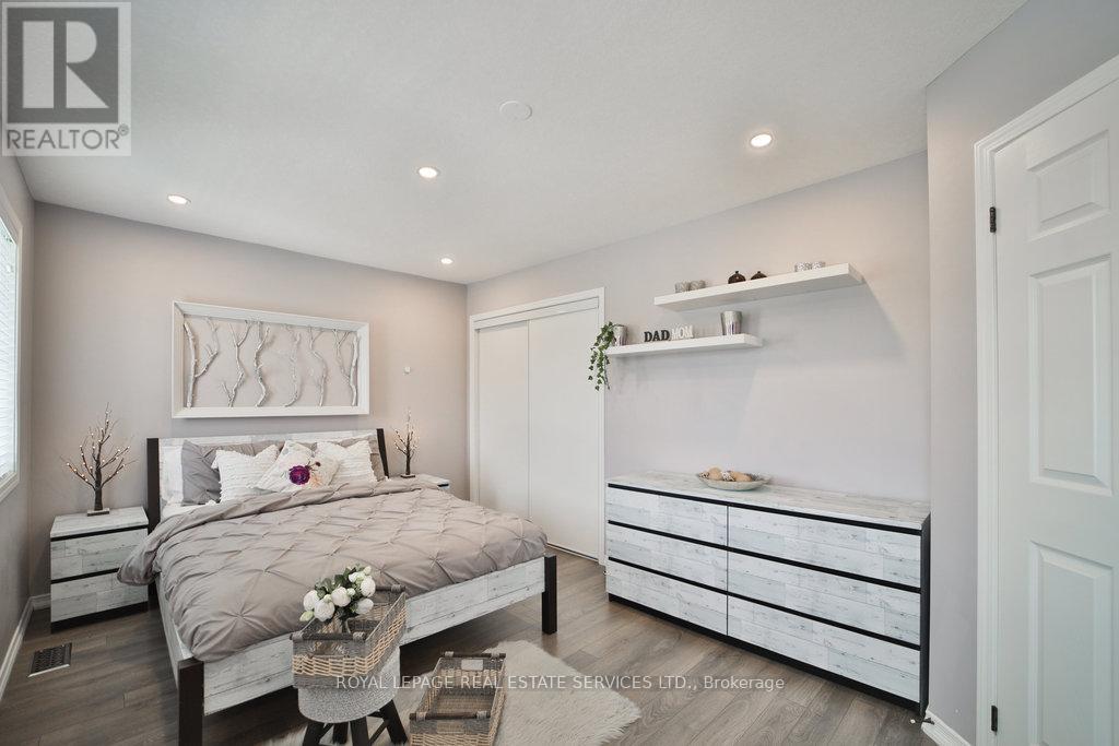15 MCALLISTAR DRIVE - 27