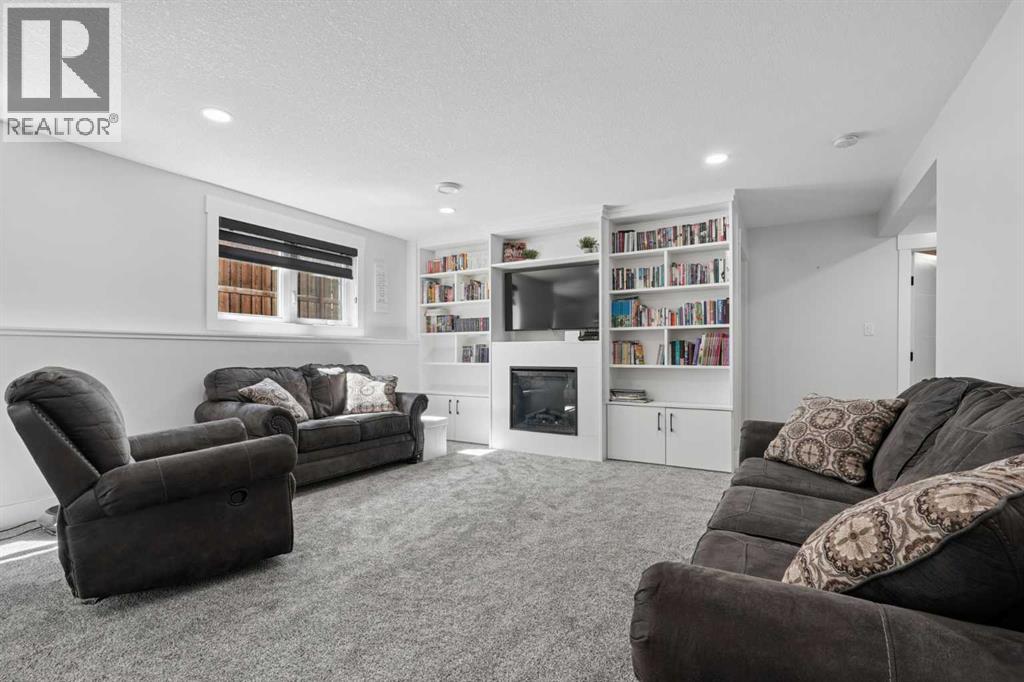 552 Rogers Avenue - 30