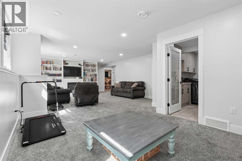 552 Rogers Avenue - 26
