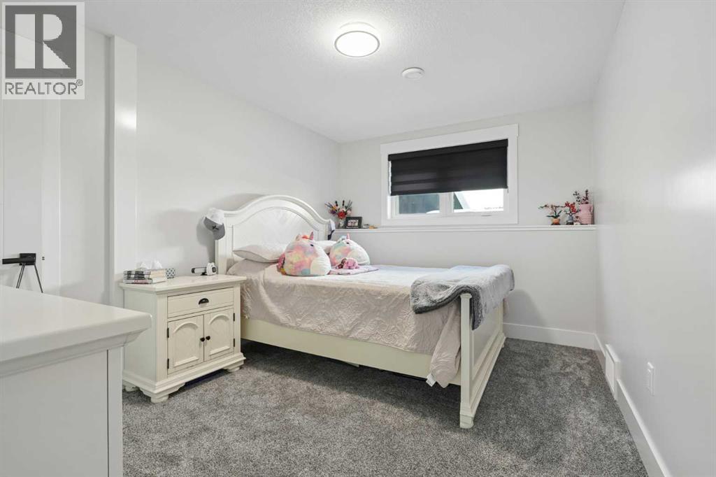 552 Rogers Avenue - 32