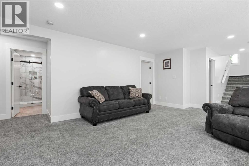 552 Rogers Avenue - 31