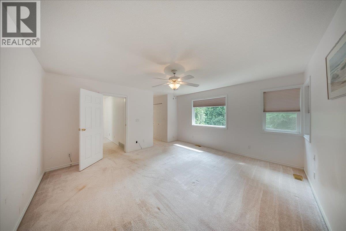 1325 Forest Road - 41