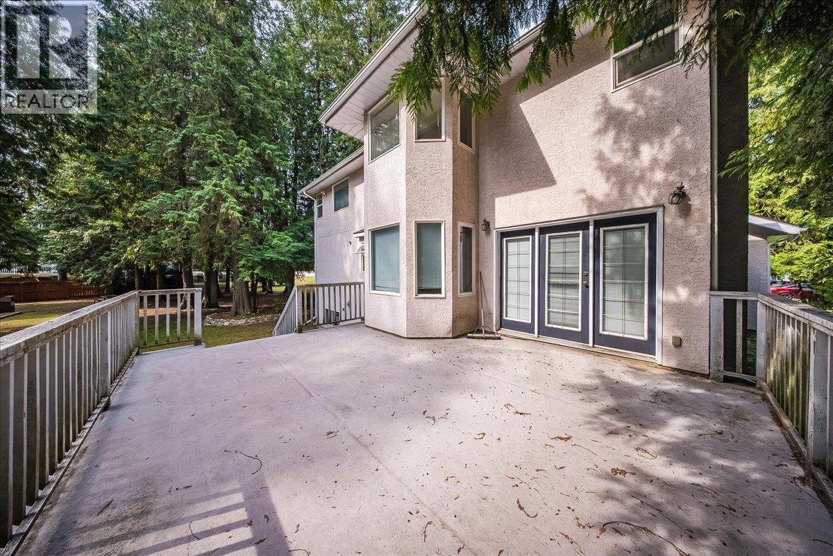 1325 Forest Road - 11