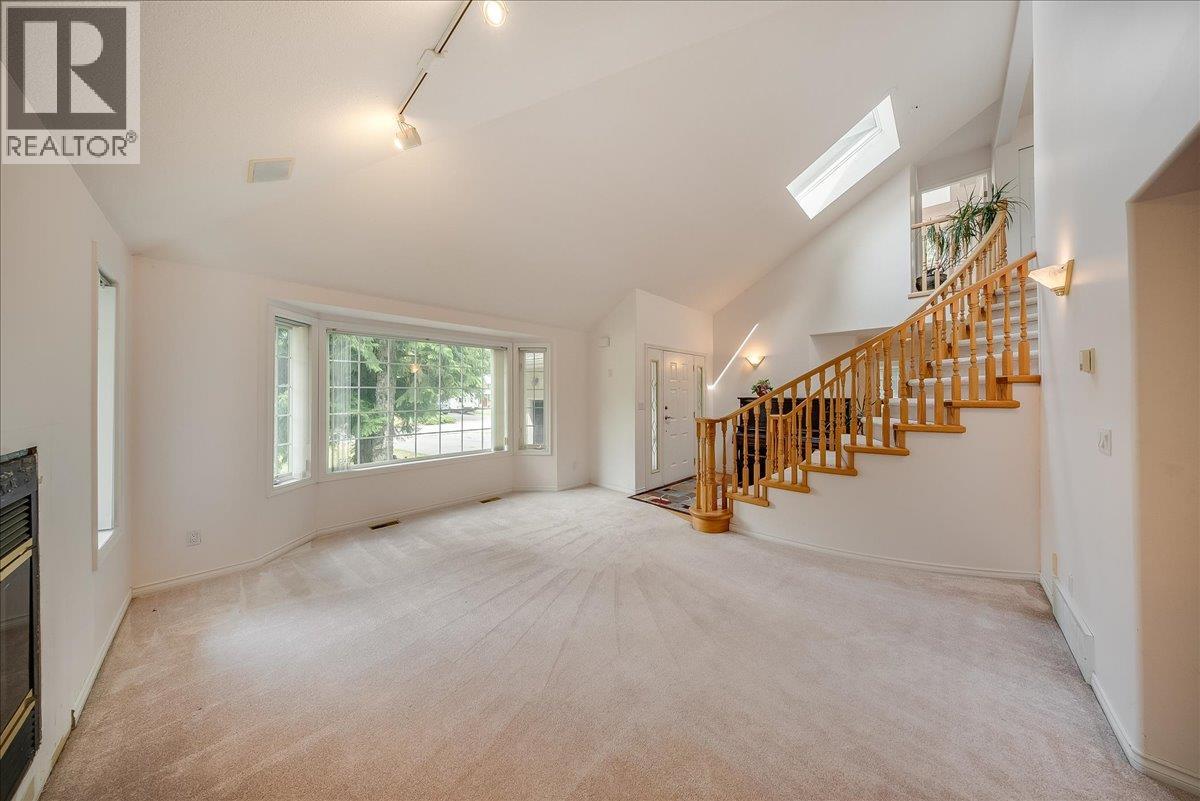 1325 Forest Road - 15