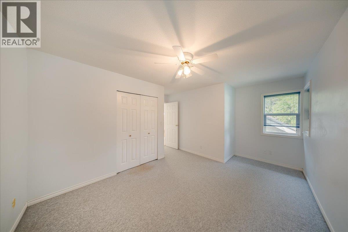 1325 Forest Road - 39