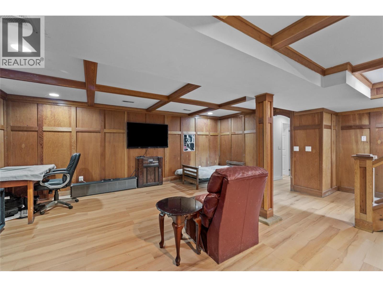 179 Battle St W Street - 29