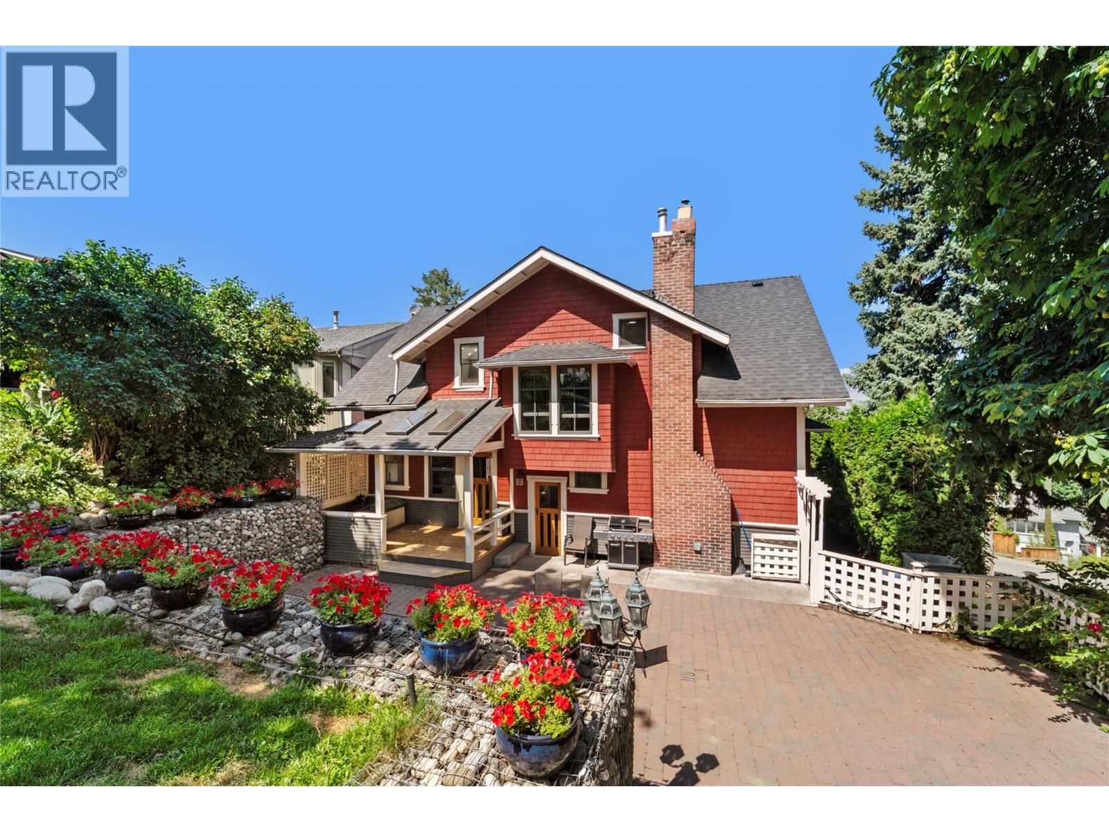 179 Battle St W Street - 37