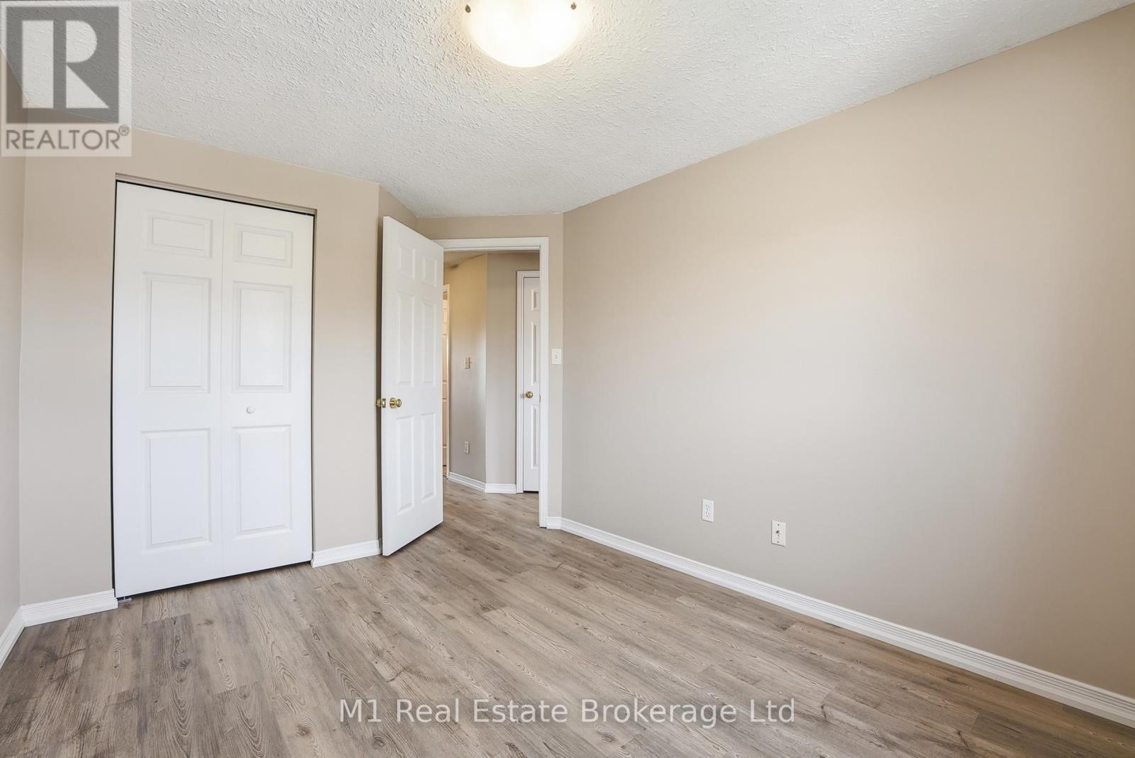 8 RALSTON DRIVE - 20