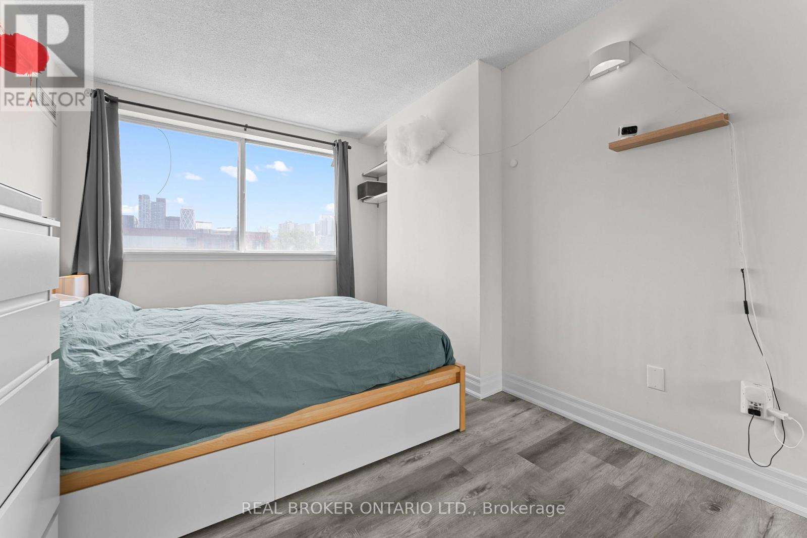 #502 99 CAMERON STREET - 14