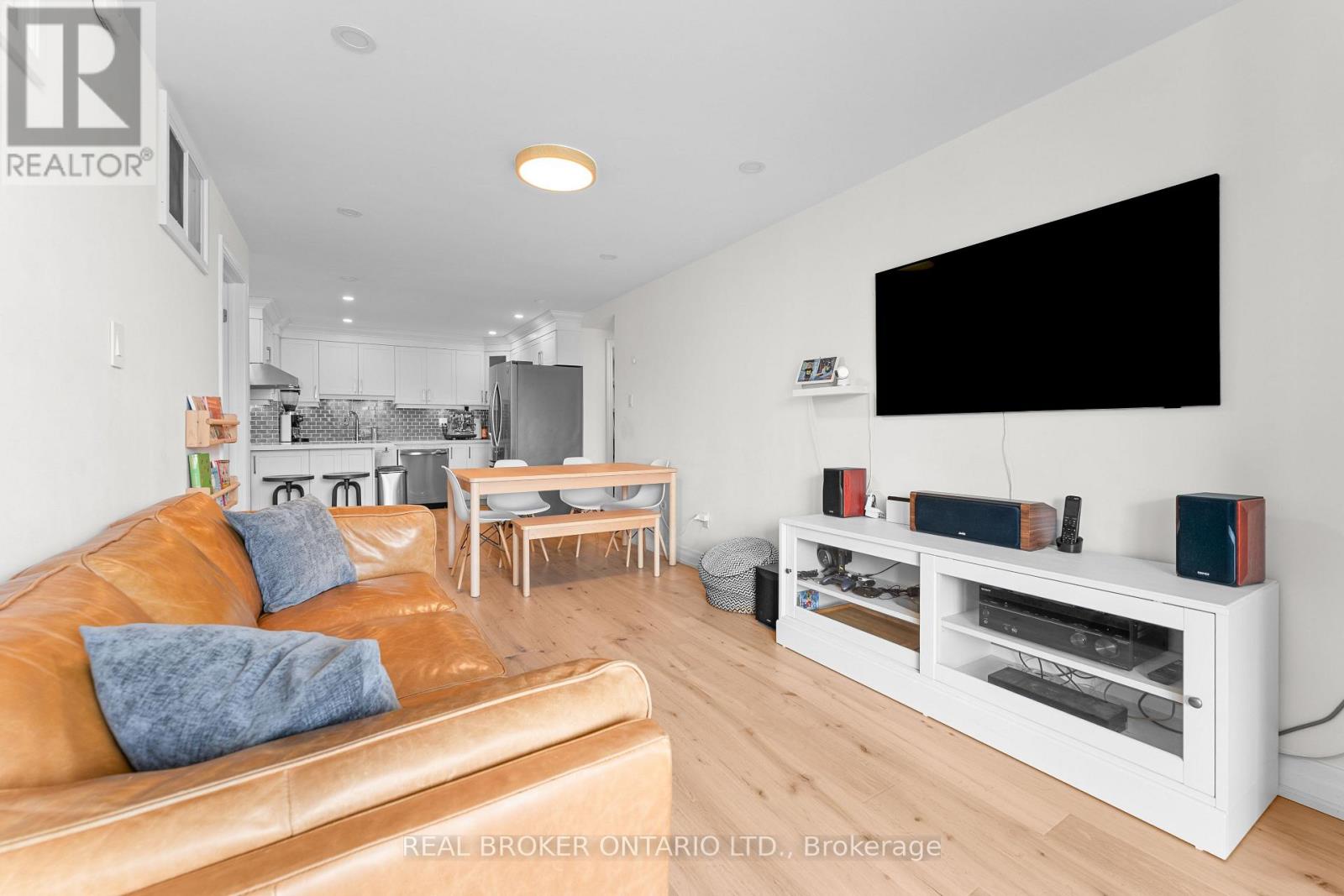 #502 99 CAMERON STREET - 8