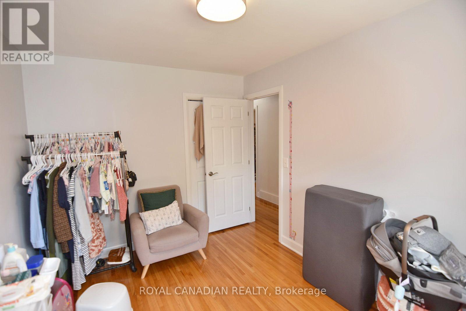 1635 ELSMERE AVENUE - 28
