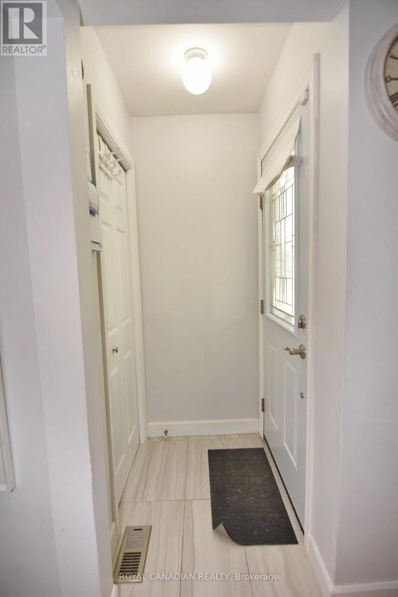 1635 ELSMERE AVENUE - 6