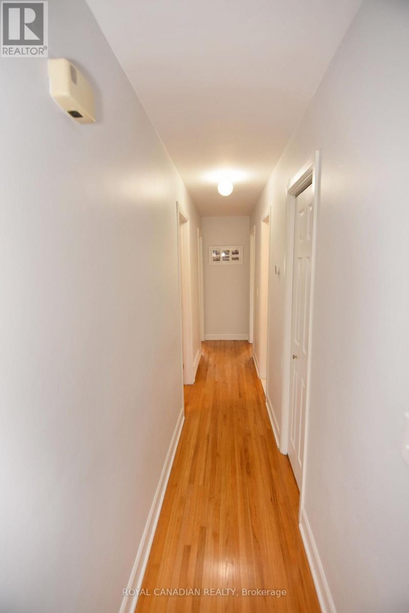 1635 ELSMERE AVENUE - 18