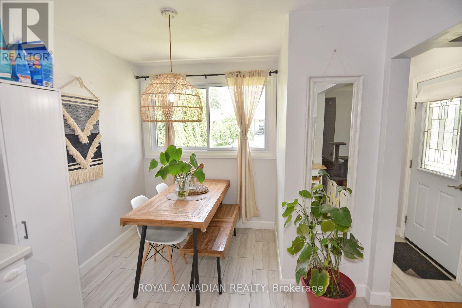 1635 ELSMERE AVENUE - 7