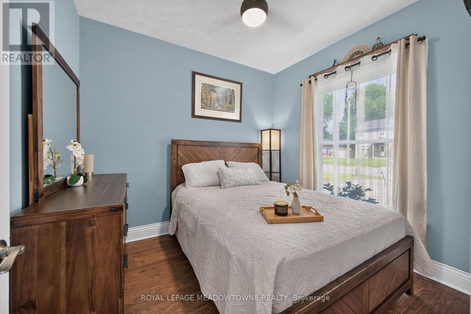 11 STIRTON AVENUE - 17