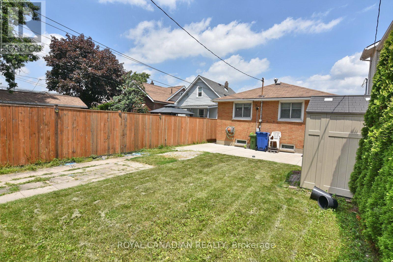 1635 ELSMERE AVENUE - 41