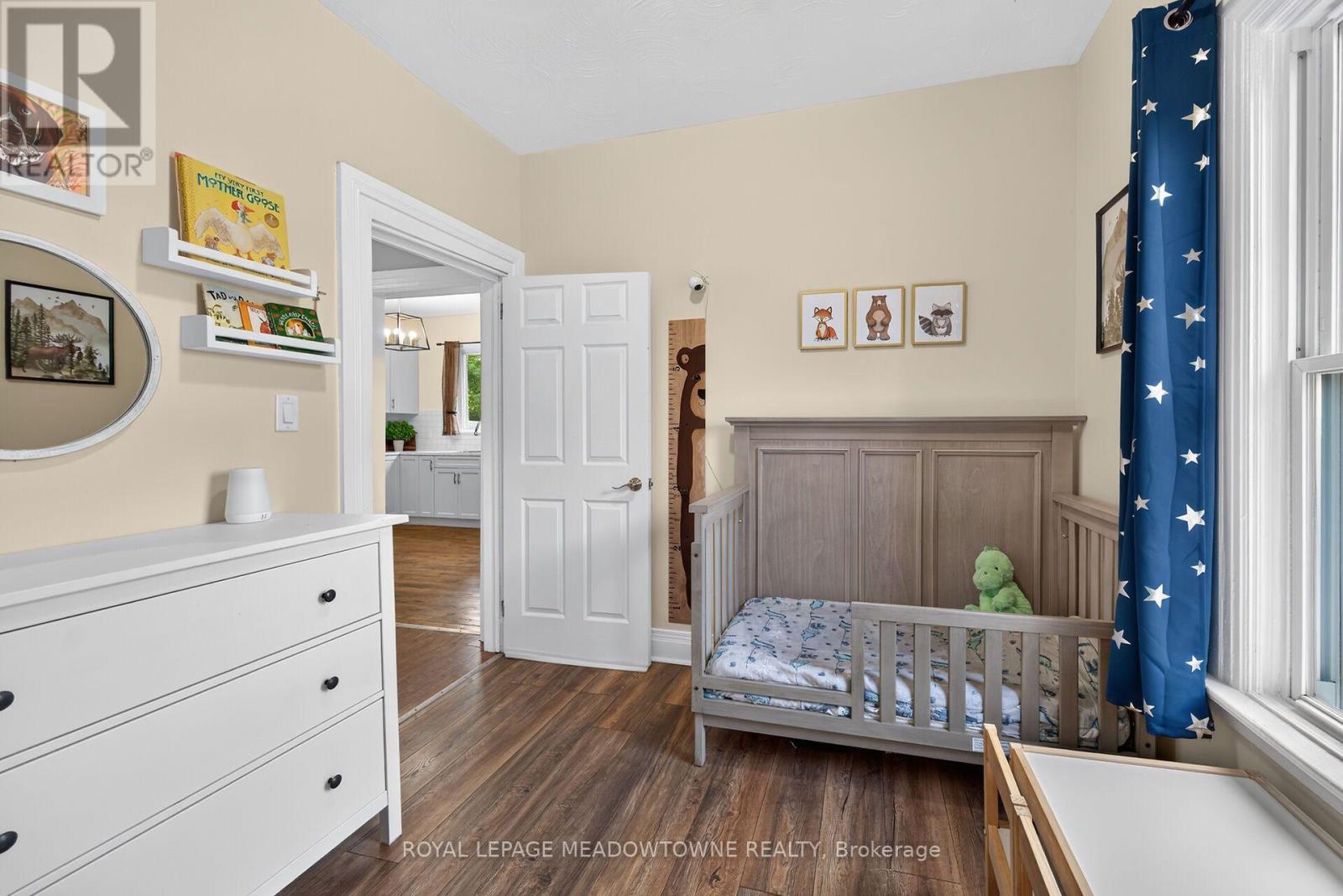 11 STIRTON AVENUE - 21