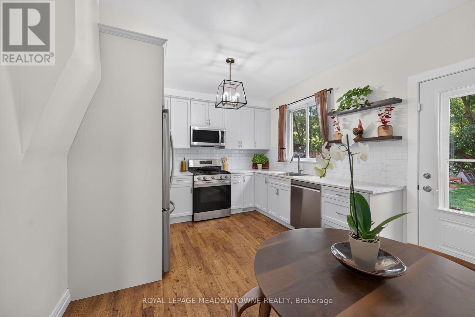 11 STIRTON AVENUE - 22