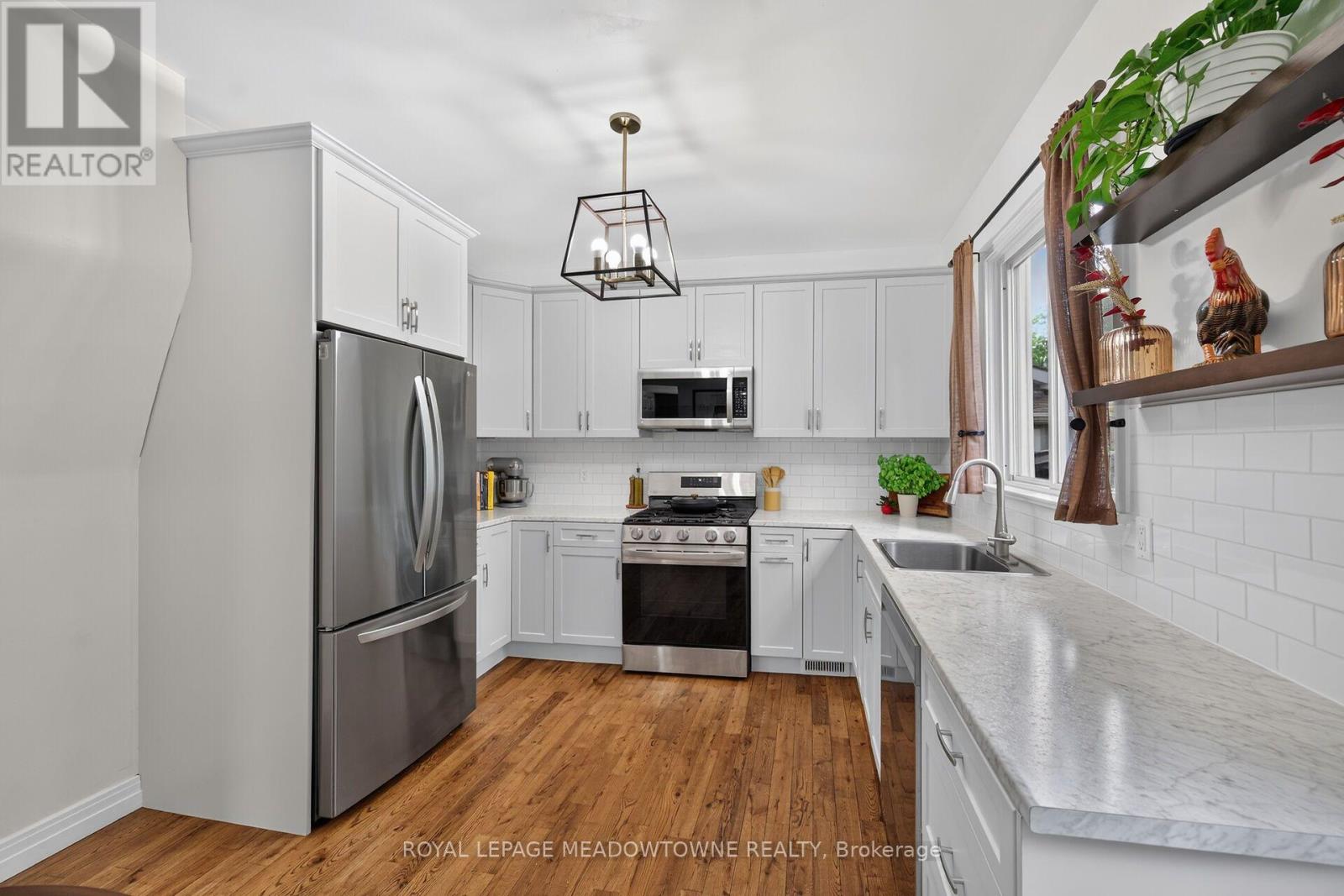 11 STIRTON AVENUE - 24