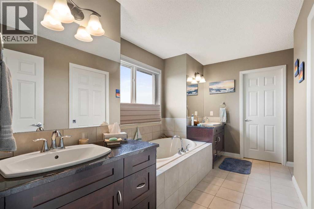159 Sunset View, Cochrane
