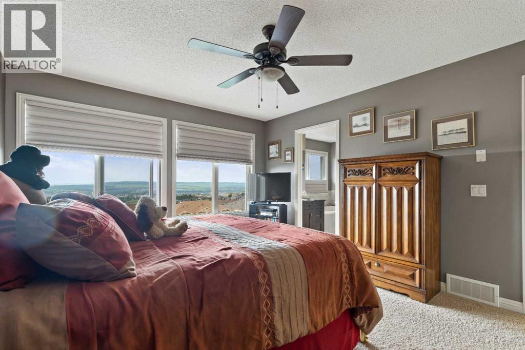 159 Sunset View, Cochrane