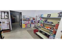 303 Railway Avenue, Glenavon, SK S0G1Y0 Photo 10