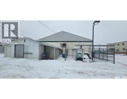 303 Railway Avenue, Glenavon, SK S0G1Y0 Photo 38