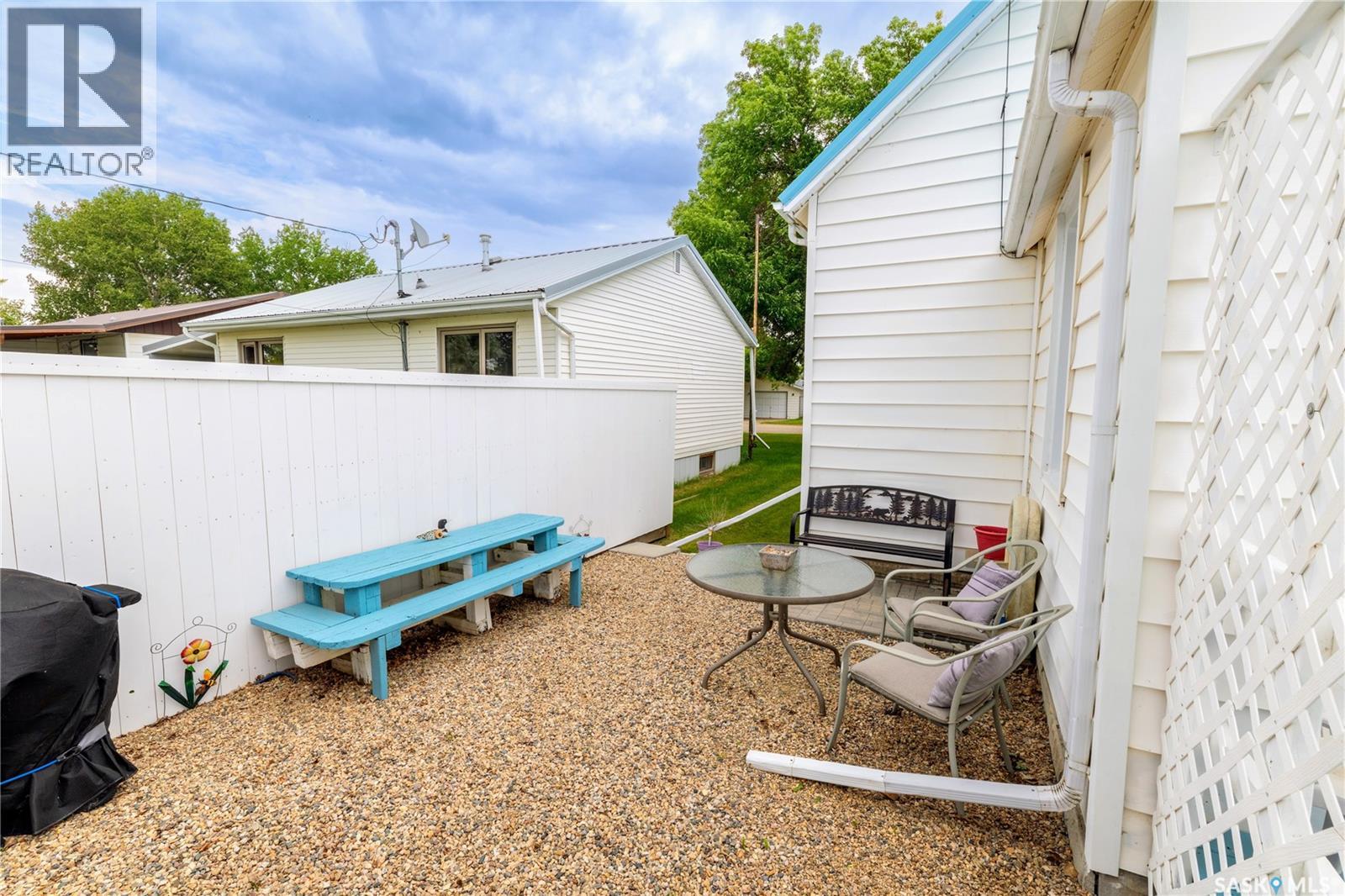 405 Saskatchewan STREET - 33