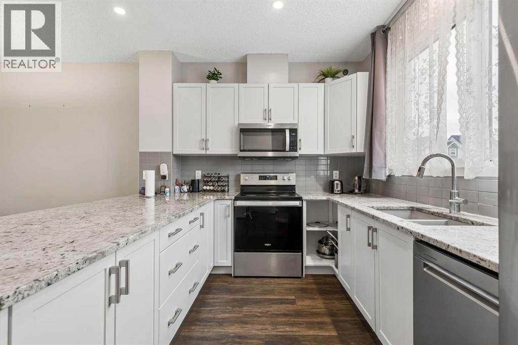 291 Magnolia Square SE - 3