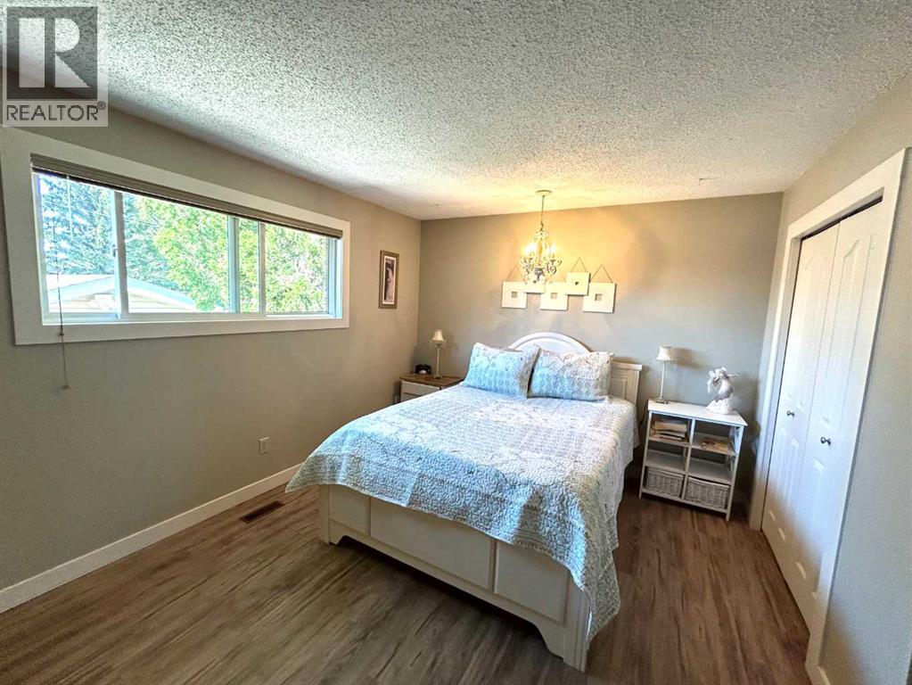 53 Carswell Road SE - 24