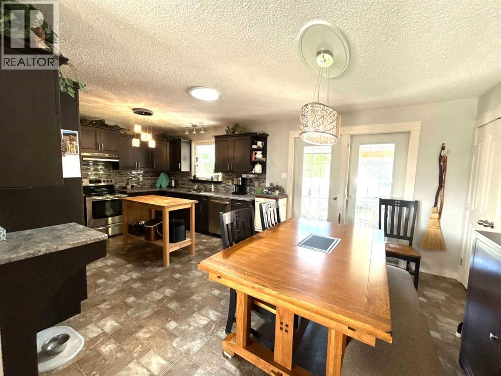 53 Carswell Road SE - 13