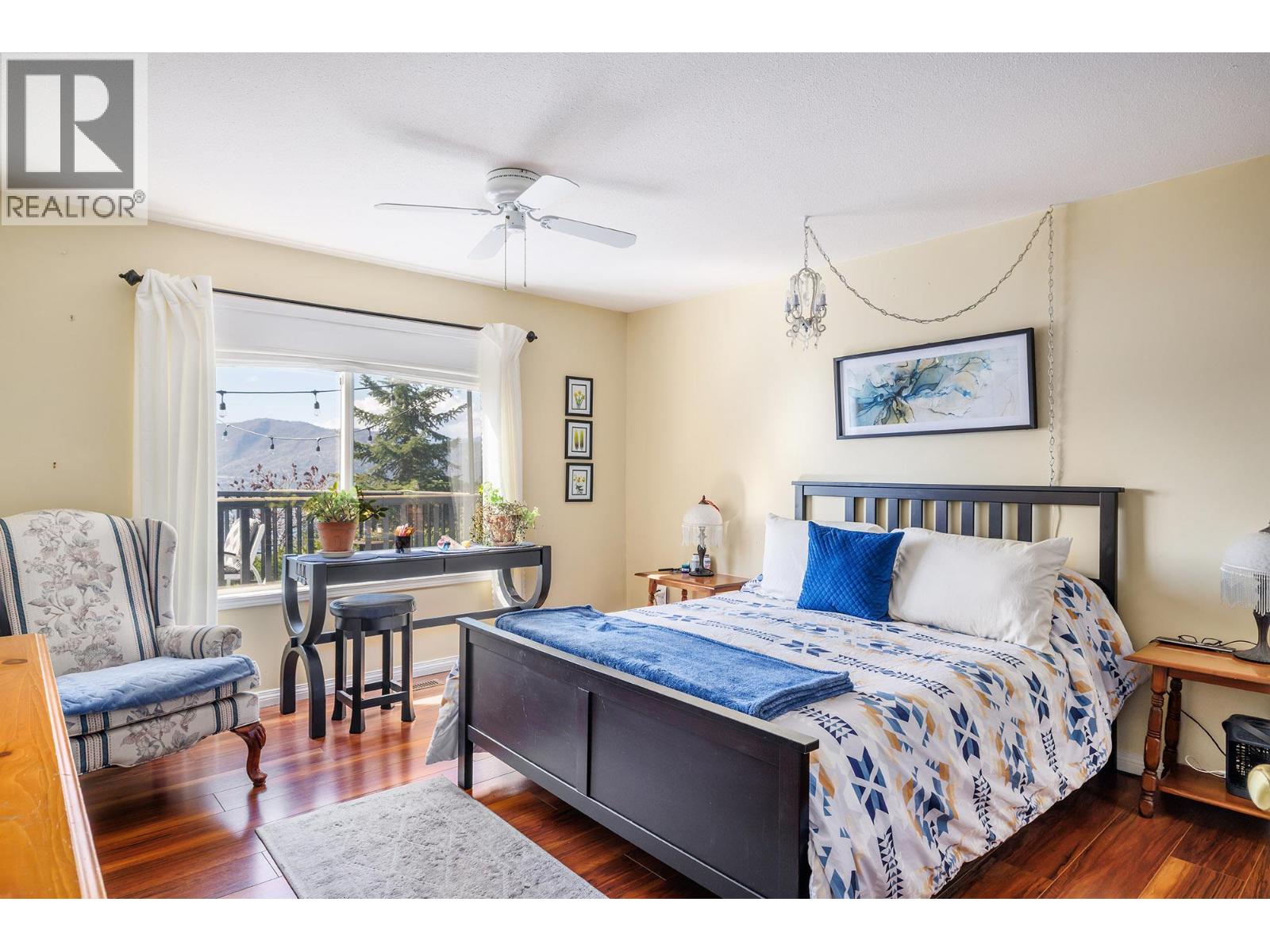 5687 Somerset Avenue - 12