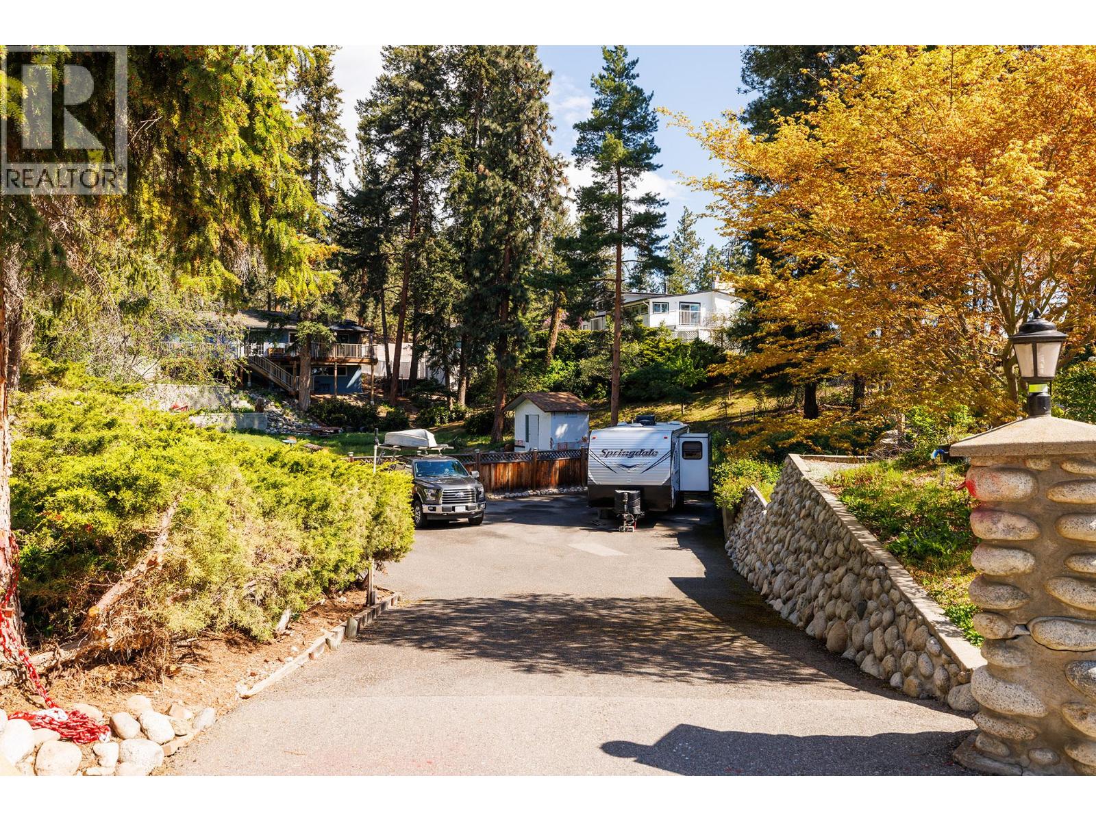 5687 Somerset Avenue - 42
