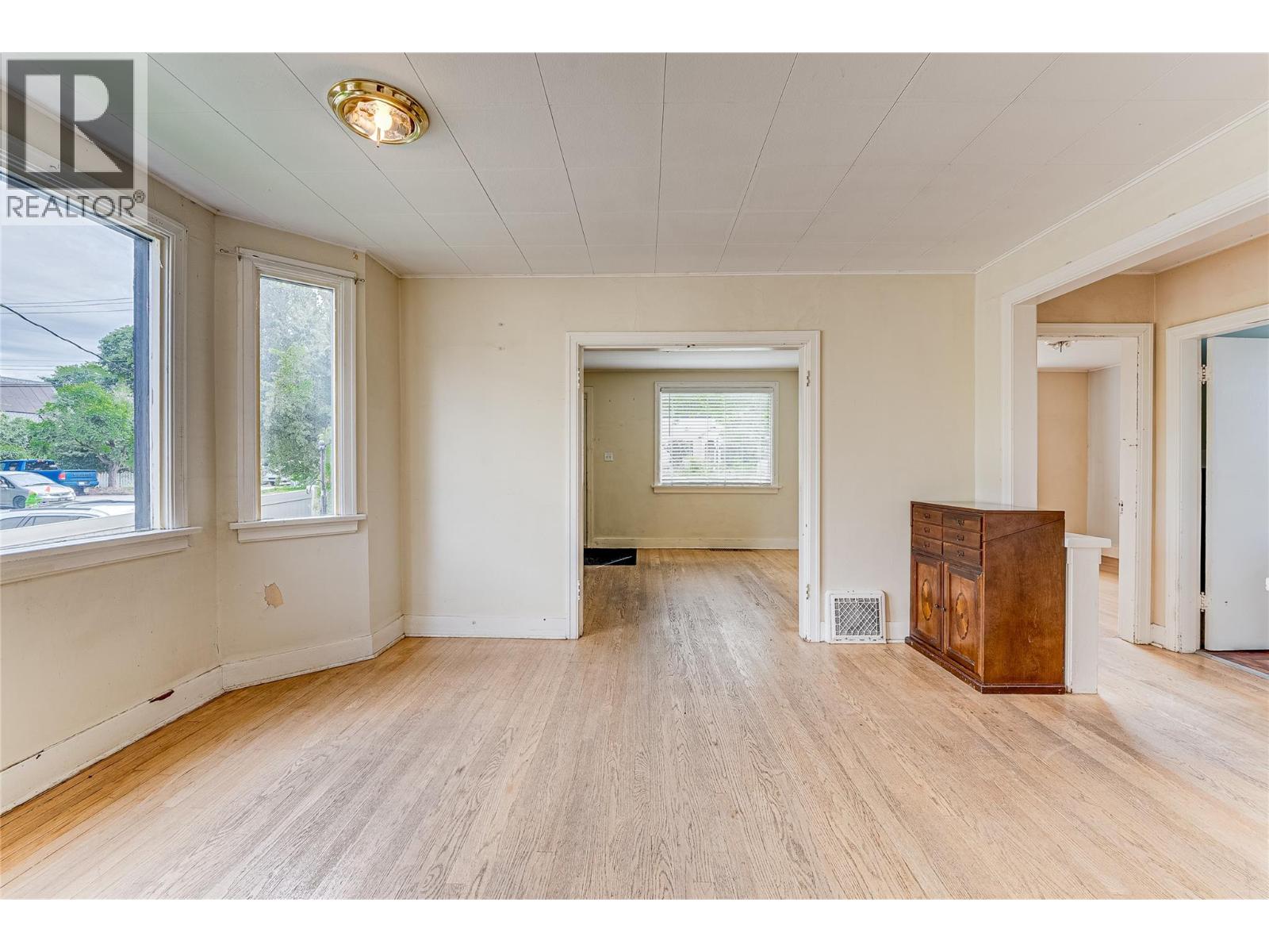 3202 26 Street - 20