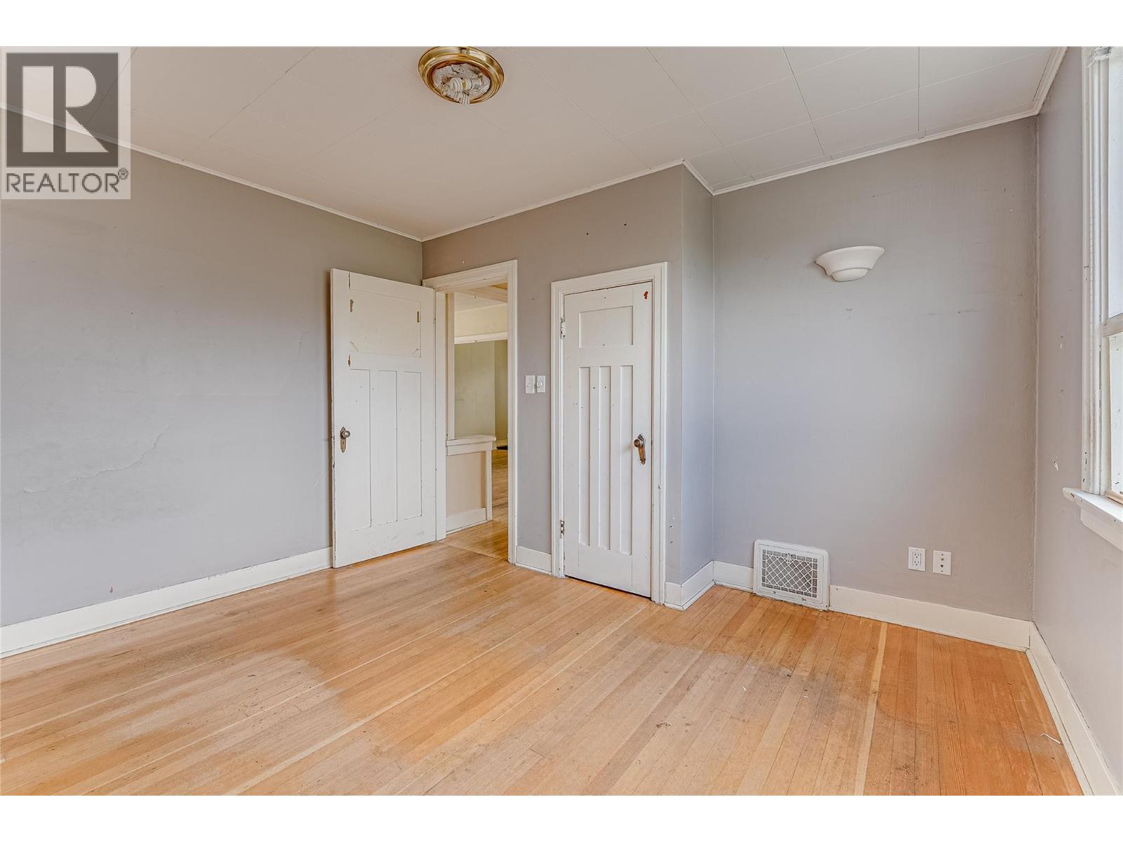 3202 26 Street - 23