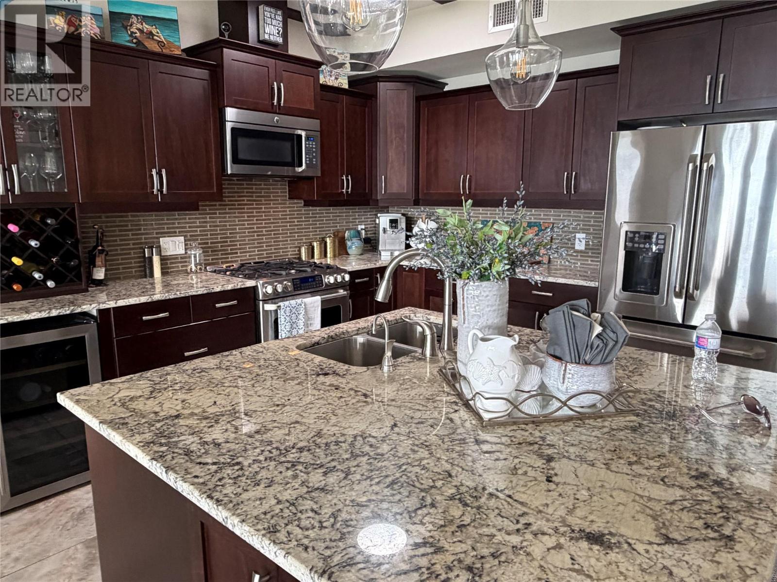 2000 Valleyview Drive Unit# 3, Osoyoos