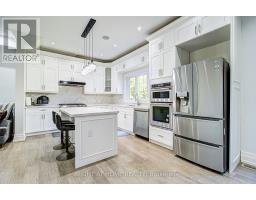 Kitchen - 67 Scarborough Heights Boulevard, Toronto, ON M1M2V5 Photo 7