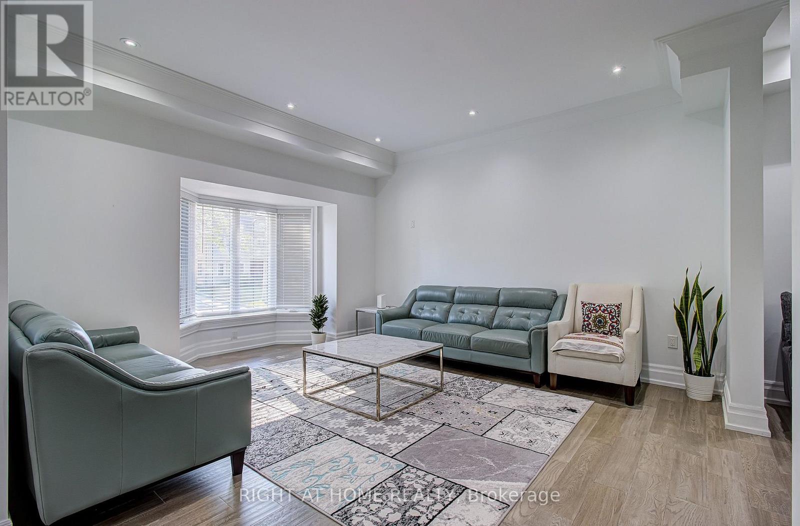 67 SCARBOROUGH HEIGHTS BOULEVARD - Image 5
