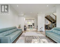Dining room - 67 Scarborough Heights Boulevard, Toronto, ON M1M2V5 Photo 6