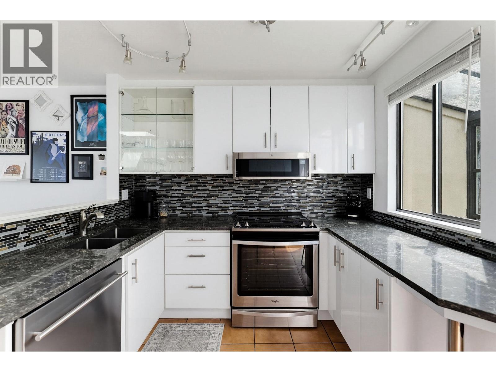 2 Bed, 1 Bath Apartment for Sale in Vancouver – 117 811 W 7TH AVENUE, Vancouver – MLS# R3148596 - Image 12